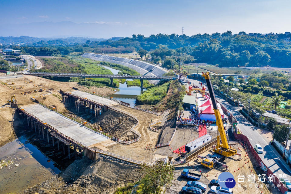 嘉市東義路及盧山橋改建工程今天舉行上梁祈福典禮／嘉義市府提供