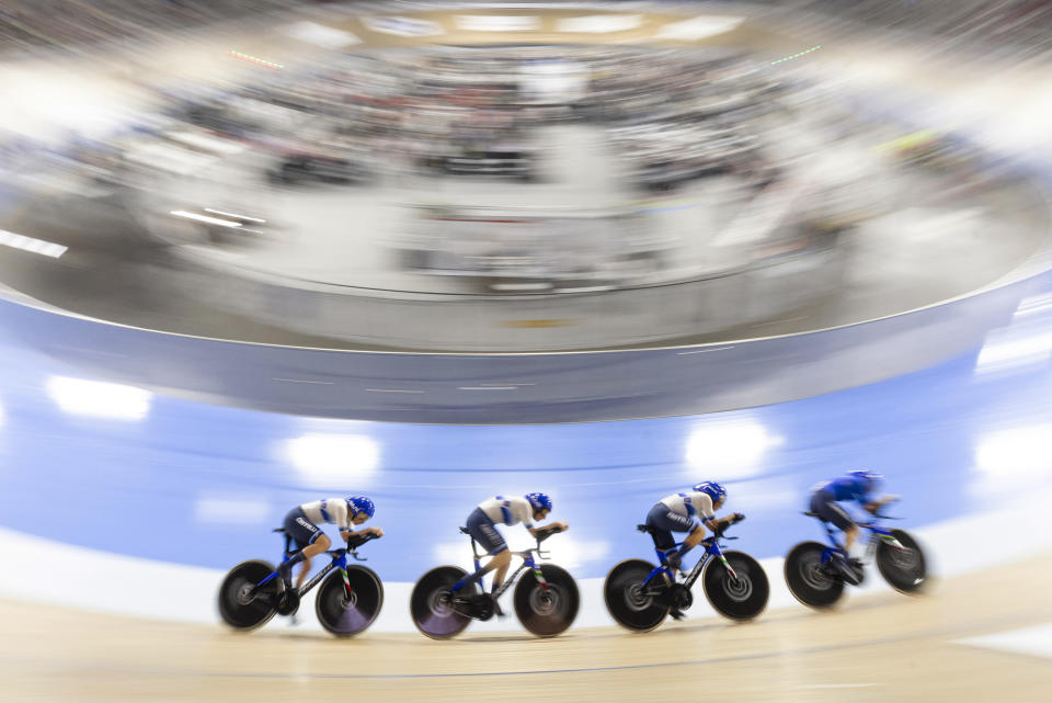 Elisa Balsamo, Chiara Consonni, Martina Fidanza and Vittoria Guazzini, of Italy, compete in the gold-medal round of the women's team pursuit during the UCI Track Nations Cup cycling event in Milton, Ontario, Friday, April 12, 2024. (Nick Iwanyshyn/The Canadian Press via AP)