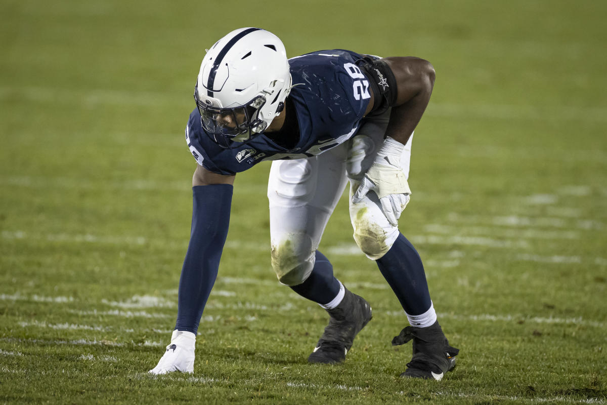 Former Penn State pass rusher Odafe Oweh signs rookie contract