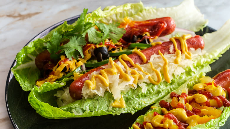Hot dog lettuce wraps 