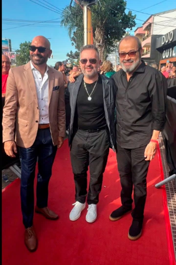 Fredy Villarreal, Nicolás Scarpino y Jorge Suárez, de Los Mosqueteros del Rey