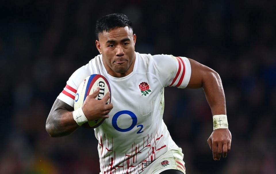 Manu Tuilagi of England makes a break during the Autumn International match between England and New Zealand at Twickenham Stadium - Alex Davidson/Getty Images