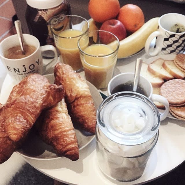 <p>Le petit-déjeuner français a du souci à se faire. Les croissants et autres viennoiseries ne sont pas plébiscitées par les nutritionnistes. Crédit image : @nolderni </p>