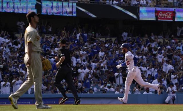 These Coachella Valley VIPs have some mighty good seats for the Dodgers game