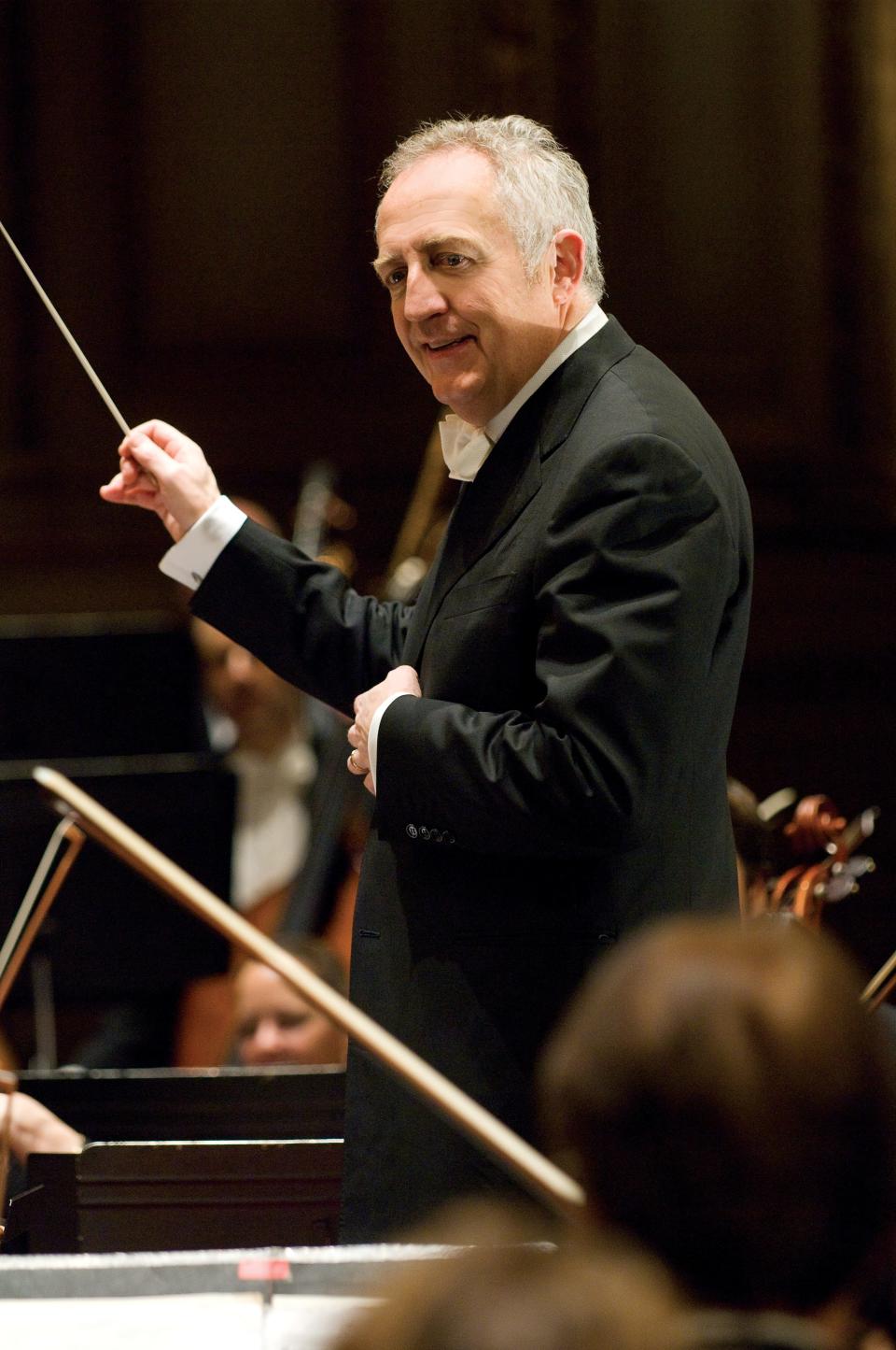 Bramwell Tovey, a longtime conductor for the BBC Concert Orchestra and former music director of the Vancouver Symphony Orchestra, is the new music director for the Sarasota Orchestra.