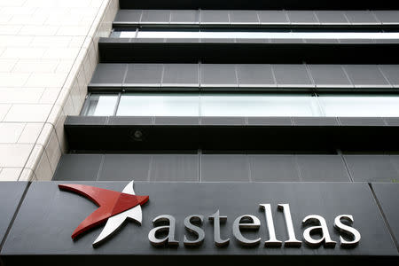 FILE PHOTO: The headquarters of Japanese pharmaceutical company Astellas Pharma Inc. is seen in Tokyo July 17, 2009. REUTERS/Stringer