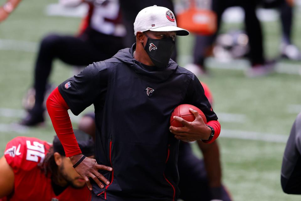 ATLANTA, GEORGIA - OCTOBER 25:  Interim head coach Raheem Morris of the Atlanta Falcons looks on during warmups prior to the game against the Detroit Lions at Mercedes-Benz Stadium on October 25, 2020 in Atlanta, Georgia. (Photo by Kevin C. Cox/Getty Images)