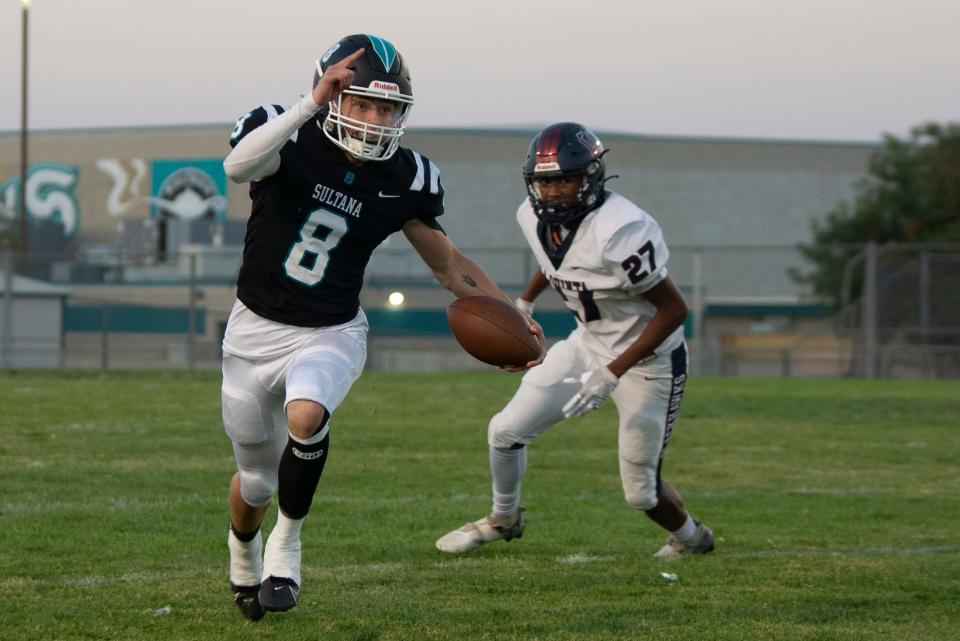 Sultana’s Jake Higgs runs the ball during the first quarter against La Quinta on Friday, Sept. 8, 2023. Sultana lost 15-13 to La Quinta and is now 2-2 on the season.