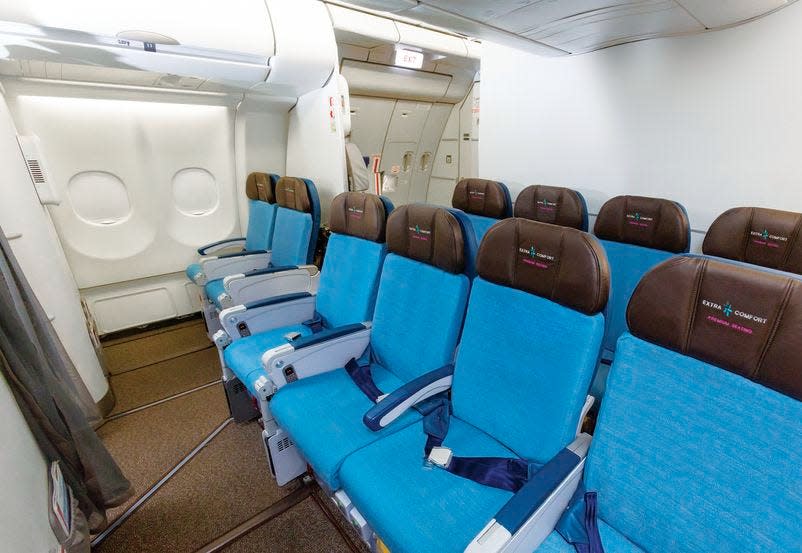 Interior of A330 Hawaiian Airlines Plane