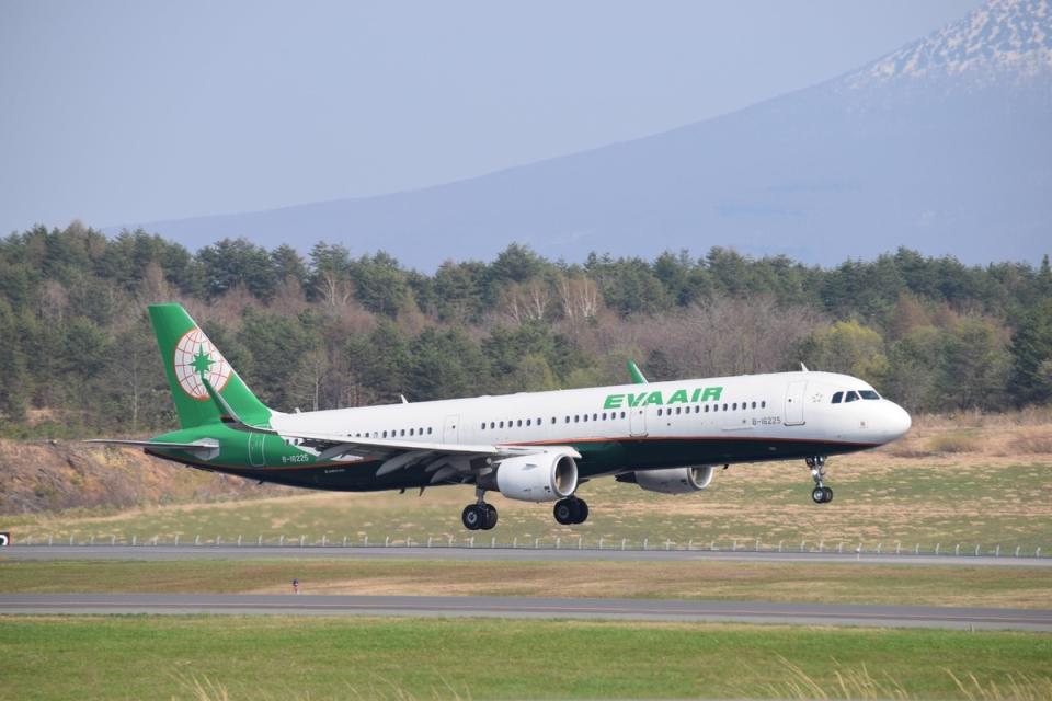 南部人飛香港不用跑桃園機場了！長榮航空4月12日起，提供每日一班高雄飛香港飛航服務。   圖：長榮航空／提供