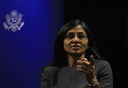 Nisha Desai Biswal, U.S. assistant secretary for South and Central Asian Affairs, gestures during a news conference in Colombo February 1, 2014. REUTERS/Dinuka Liyanawatte/Files