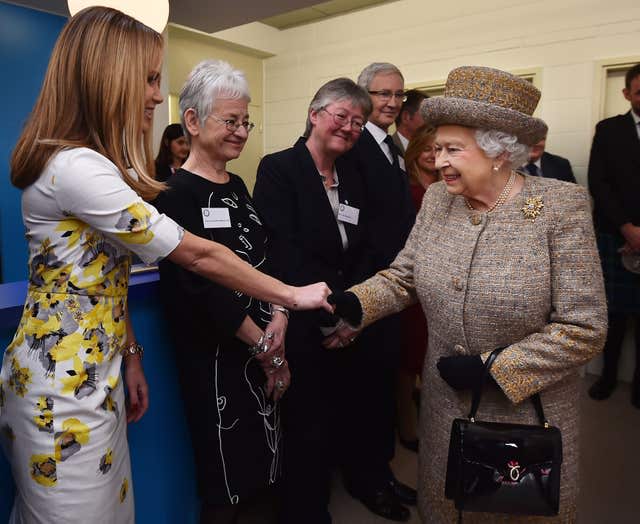 Queen visits Battersea Dogs and Cats Home