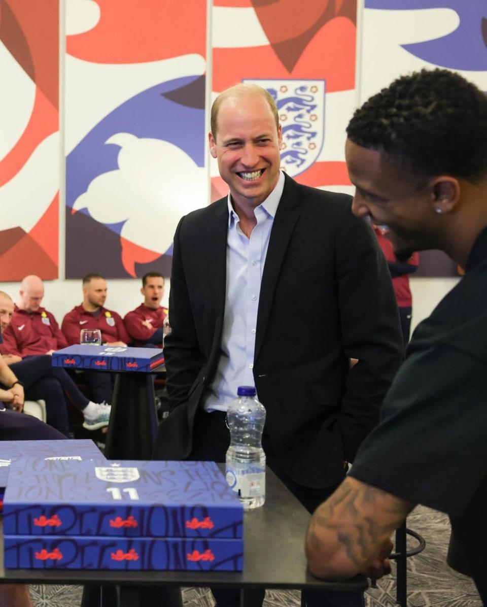 威廉王子日前探訪英格蘭國家足球隊。（翻攝England football team IG）