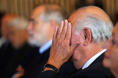 Former President of Chile and center-left presidential candidate Ricardo Lagos gestures after dropping out his presidential campaign in Santiago, April 10, 2017. REUTERS/Ivan Alvarado