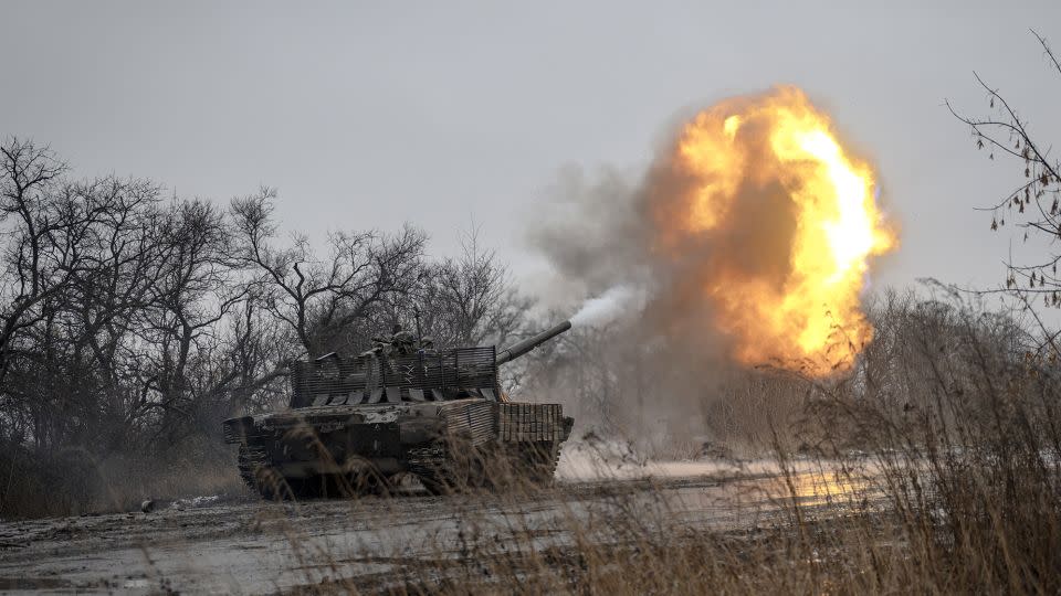 Ukrainian soldiers fire on targets in the direction of Avdiivka in Donetsk Oblast, eastern Ukraine, on December 1, 2023. - Ozge Elif Kizil/Anadolu/Getty Images