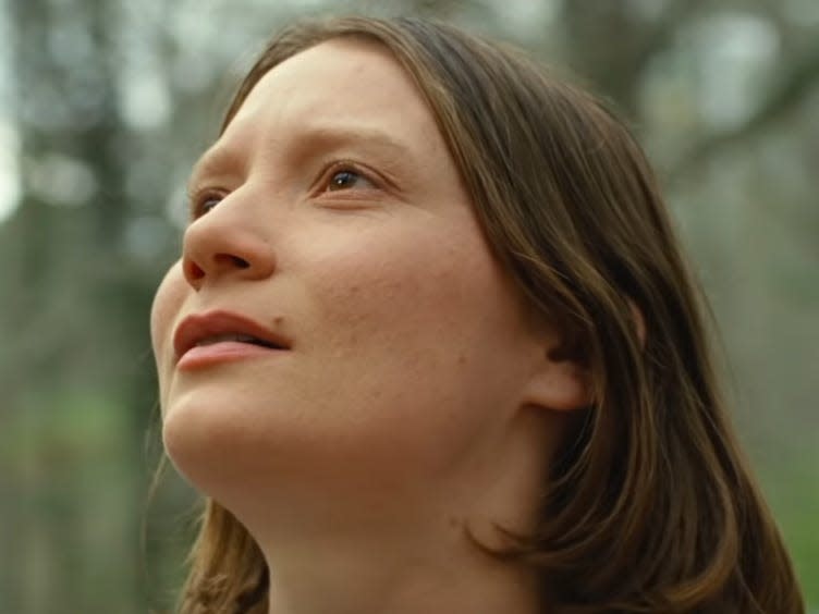 The Devil All The Time Mia Wasikowska Netflix