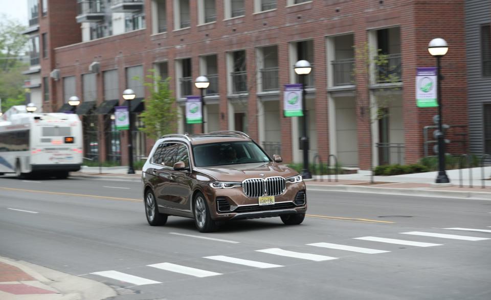 View 2019 BMW X7 Photos