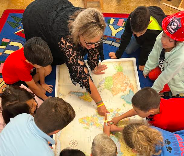 Students in Mrs. Tucker’s 1st grade class locate the Nile River on a world map during a lesson about its importance to ancient Egyptians. (Courtesy Knowledge Matters Campaign) 