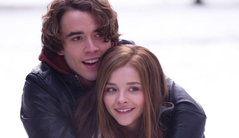 Chloë Grace Moretz (16) & Jamie Blackley (22)