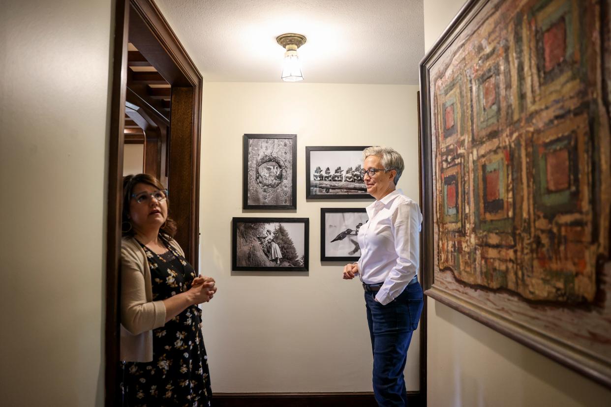 Gov. Tina Kotek and First Lady Aimee Kotek Wilson admire Oregon artworkhanging in Mahonia Hall in September 2023. The governor's office Friday requested the Oregon Government Ethics Commission provide clarity around the role of the First Spouse.