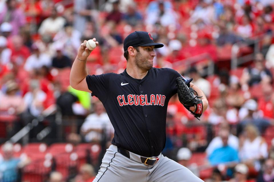 Sep 22, 2024; St. Louis, Missouri, USA; Cleveland Guardians starting pitcher Gavin Williams (32) pitches against the St. Louis Cardinals during the first inning at Busch Stadium. Mandatory Credit: Jeff Curry-Imagn Images