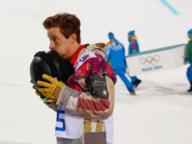 Snowboarder Shaun White, also known and The Flying Tomato, who wan a gold  medal in the Men's Halfpipe Snowboard competition at the Turin 2006 Winter  Olympic Games acknowledges the audience as Tonight