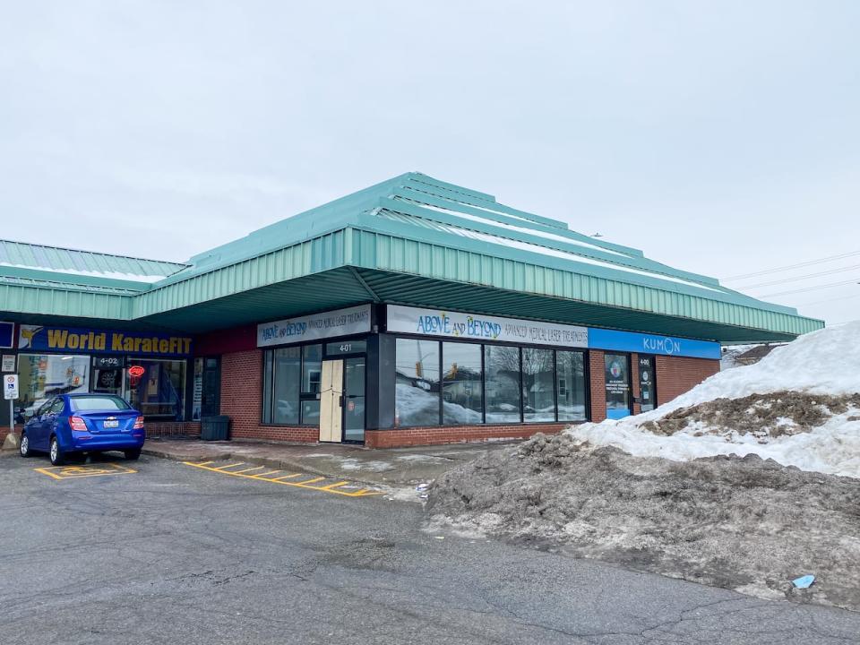 A partly-vacant building is the former home of Dobrinka Gueorguieva's CIBC branch at Conroy Road and Lorry Greenberg.