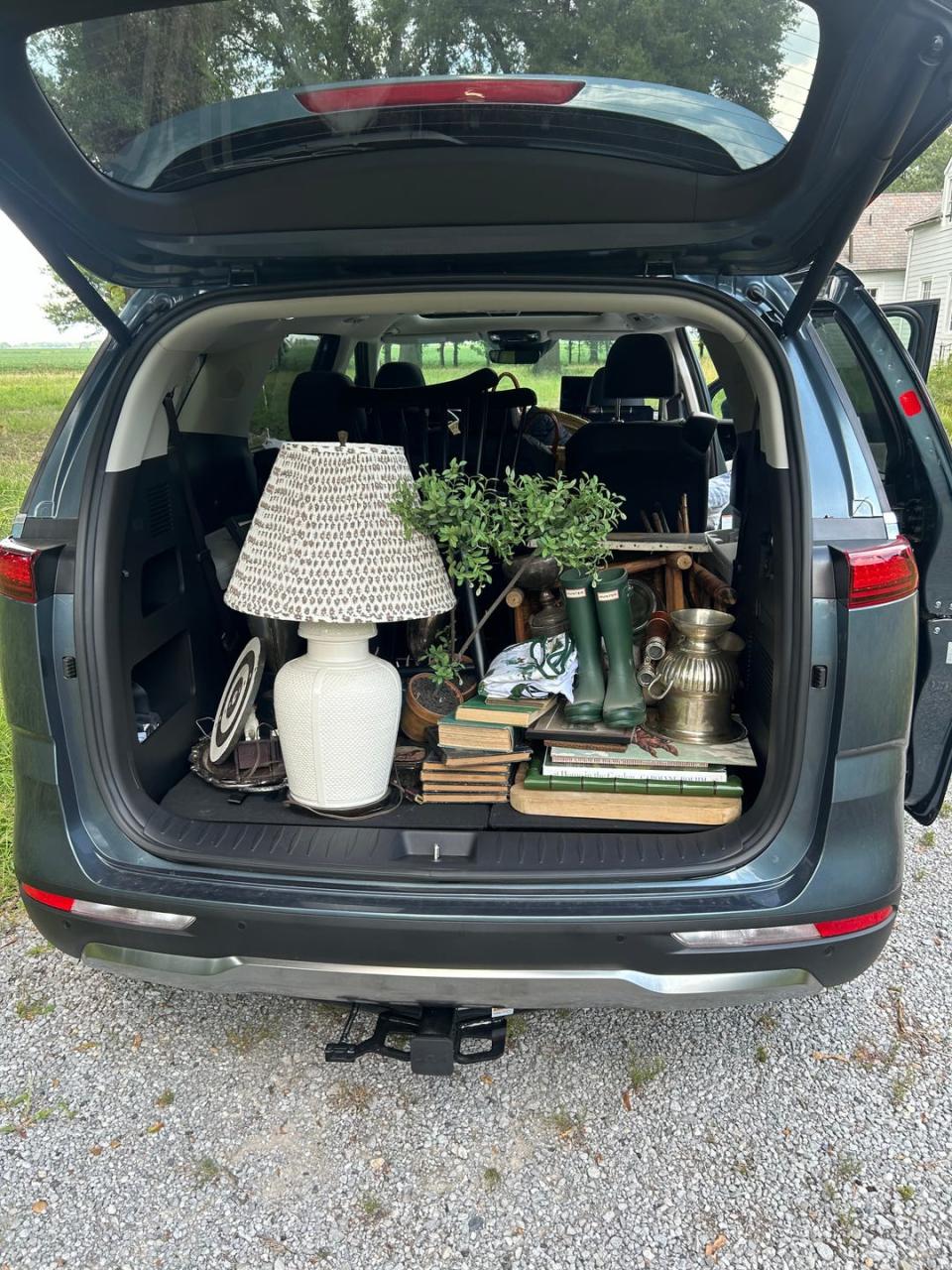 car filled with antiques