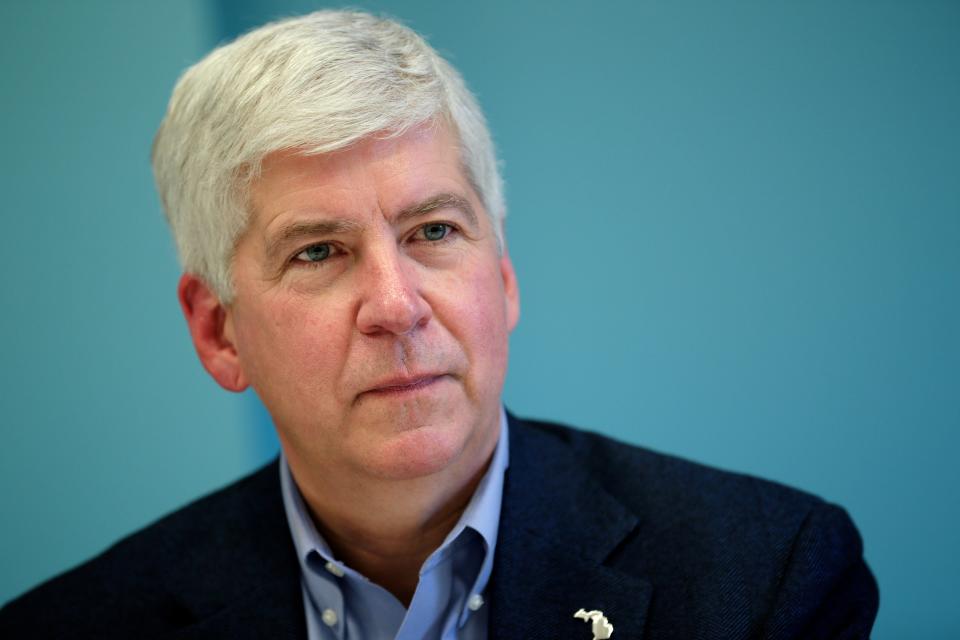 Gov. Rick Snyder talks to the Detroit Free Press editorial board, editors and reporters on Monday, February 22, 2016, in Detroit, MI. 
