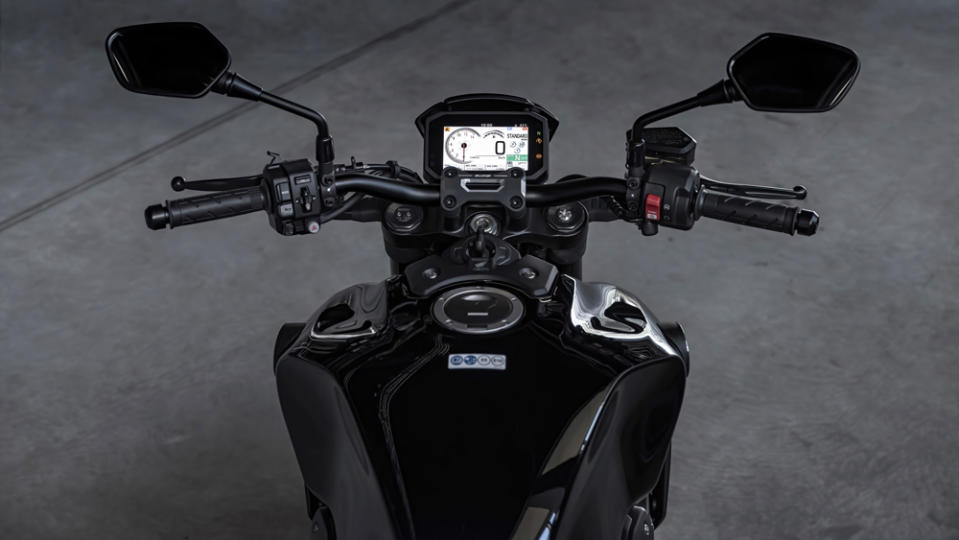 A view of the five-inch TFT screen on the 2022 Honda CB1000R Black Edition motorcycle.