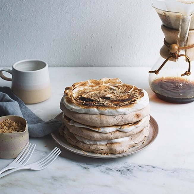 S'mores Pavlova Cake