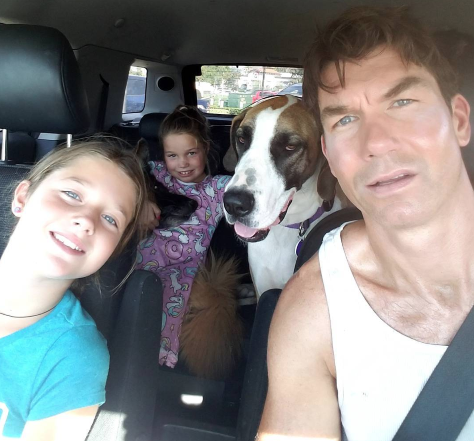 Jerry O’Connell with his daughters, Charlie and Dolly, and another one of their furry friends. (Photo: Instagram)