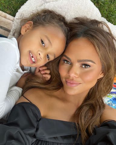 Chrissy Teigen Instagram