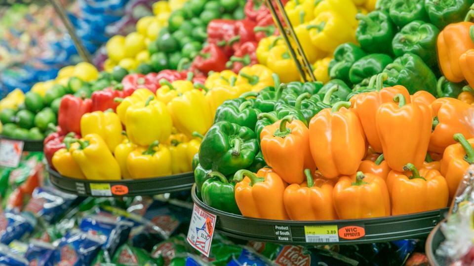 Fresh vegetables sit on the shelves of the commissary during the Healthy Lifestyles event held May 26, 2017 at Sagamihara Family Housing Area Commissary in Japan. (Honey Nixon/Army)