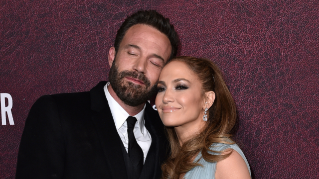 Jennifer Lopez & Ben Affleck's $640 Million Net Worth Combined: ICYMI JLo  Owns 70% Of This Half A Billion+ Worth Assets While Ben Earns $23 Million  PA - Who Owns