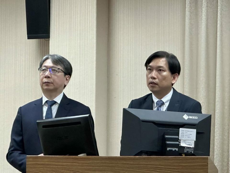  國安局長蔡明彥（左）、行政院國土辦主任林傑。 圖：洪申翰辦公室提供 