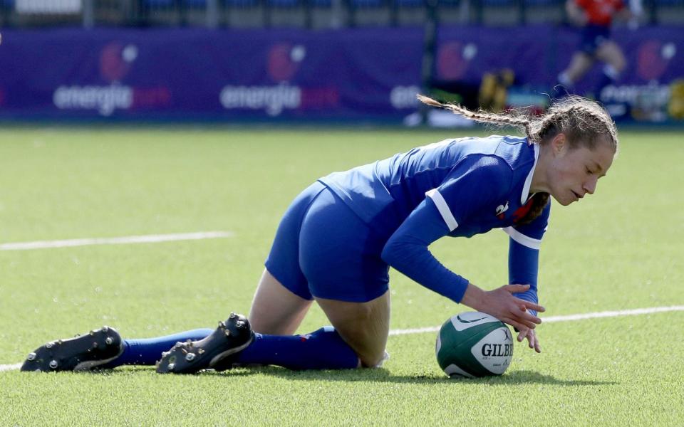 France thrash Ireland to set up Six Nations decider with England - AFP