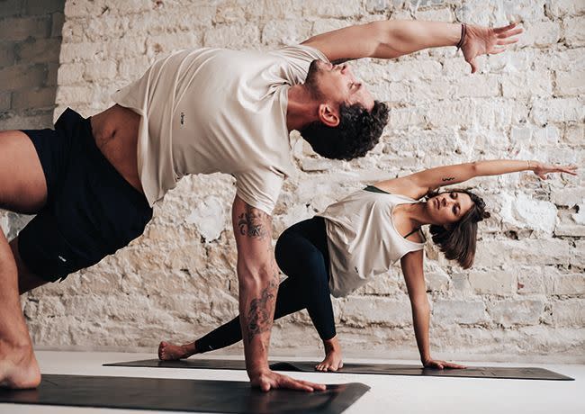 Des cours de yoga en salle gratuits.