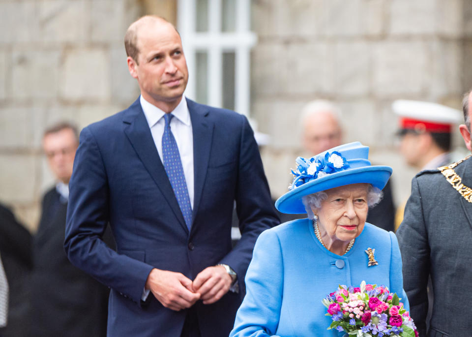 EDINBURGH, SCOTLAND - JUNE 28: Queen Elizabeth II and Prince William, Duke of Cambridge attend The Ceremony of the Keys at The Palace Of Holyroodhouse on June 28, 2021 in Edinburgh, Scotland. The Queen is visiting Scotland for Royal Week between Monday 28th June and Thursday 1st July 2021. (Photo by Samir Hussein - Pool/WireImage)