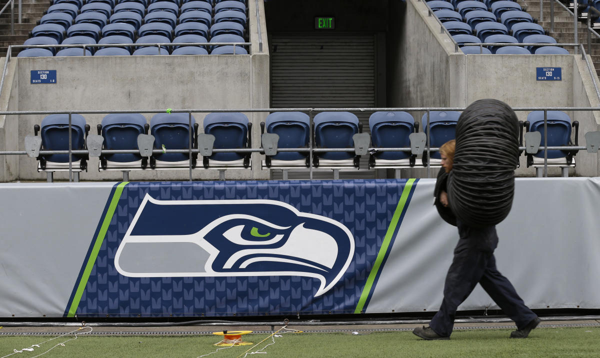 Seahawks sue draft bust for nearly $800K, reveal deep animosity