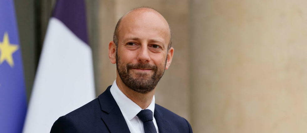   Une vidéo de Stanislas Guerini et des documents officiels faisant la promotion de la réforme des retraites ont été vivement critiqués par des syndicats vendredi.  - Credit:LUDOVIC MARIN / AFP