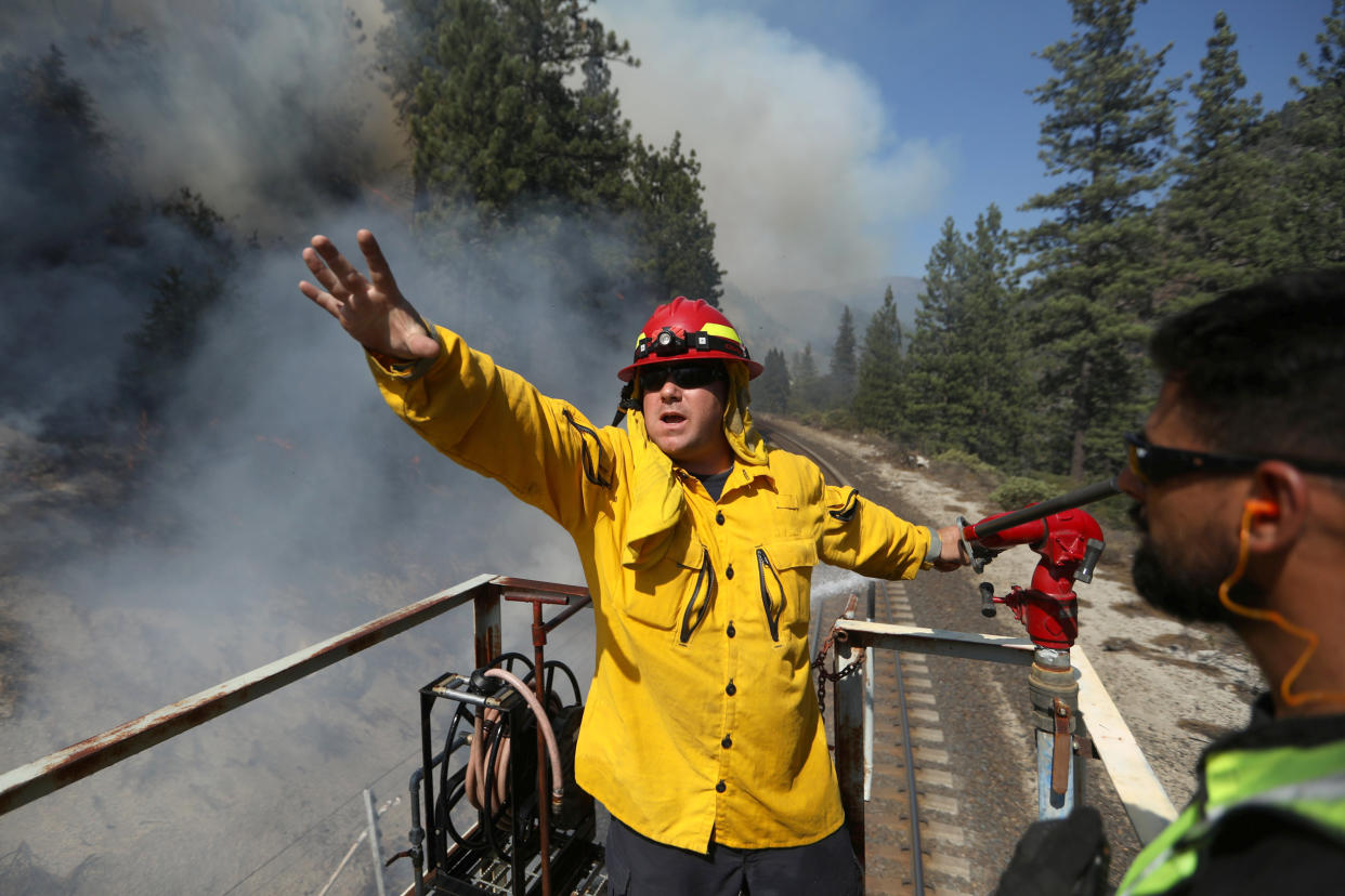 Image: Dixie Fire in Plumas National Forest (David Swanson / Reuters)