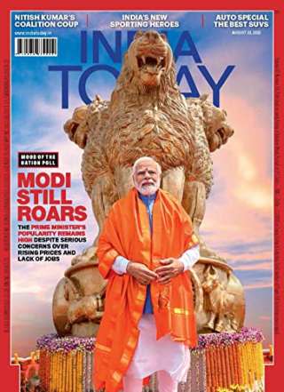 La Une du magazine India Today avec le titre : « Modi rugit toujours ».. 