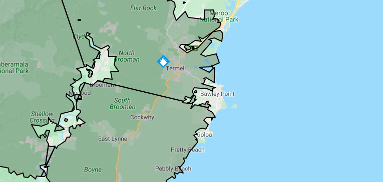Currowan Fire surrounded Bawley Point, trapping residents and making the ocean the only way in or out. Source: Rural Fire Service.