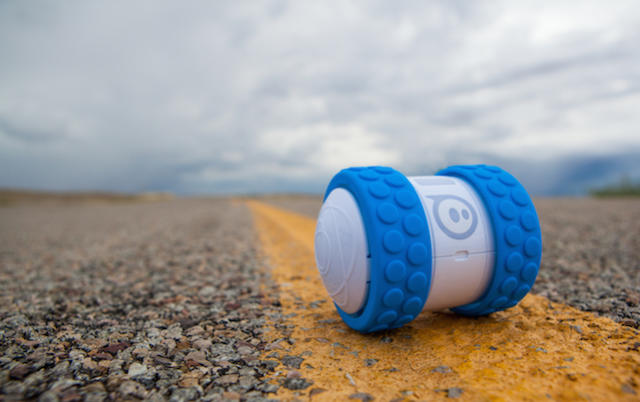 Engadget giveaway: win a Darkside Ollie courtesy of Sphero!