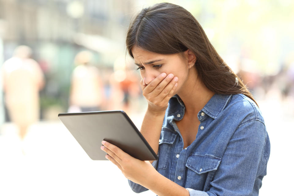 Doom scrolling can amp up feelings of anxiety. (Getty Images)