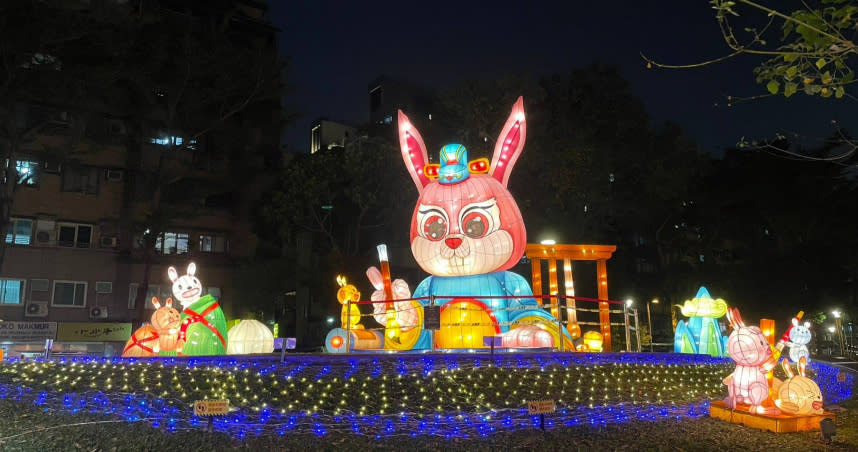 台北市今年的燈會將由十二行政區的18家寺廟鼎力贊助地方燈區，圖為中山燈區的文昌禧兔。（圖／台北市政府提供）