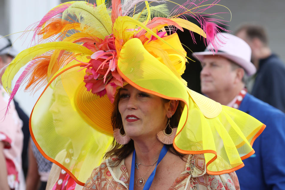 kentucky derby yellow hat