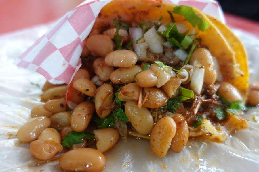 Descubre el sabor intenso de la birria estilo Jalisco en “Birria de Res El Pelón” de Tecate