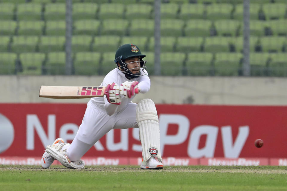 Bangladesh's Mushfiqur Rahim bats during the fourth day of the second test cricket match between Bangladesh and New Zealand in Dhaka, Bangladesh, Saturday, Dec. 9, 2023. (AP Photo/Mosaraf Hossain)